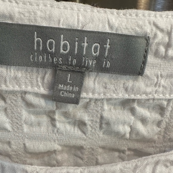 Habitat, top, black and white, excellent condition size large - Picture 3 of 7